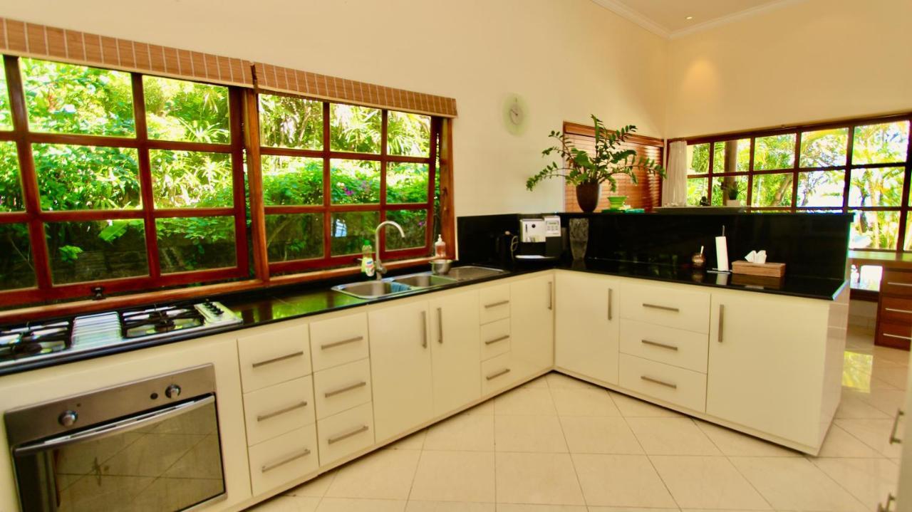 Villa Surgawi Lovina  Bagian luar foto