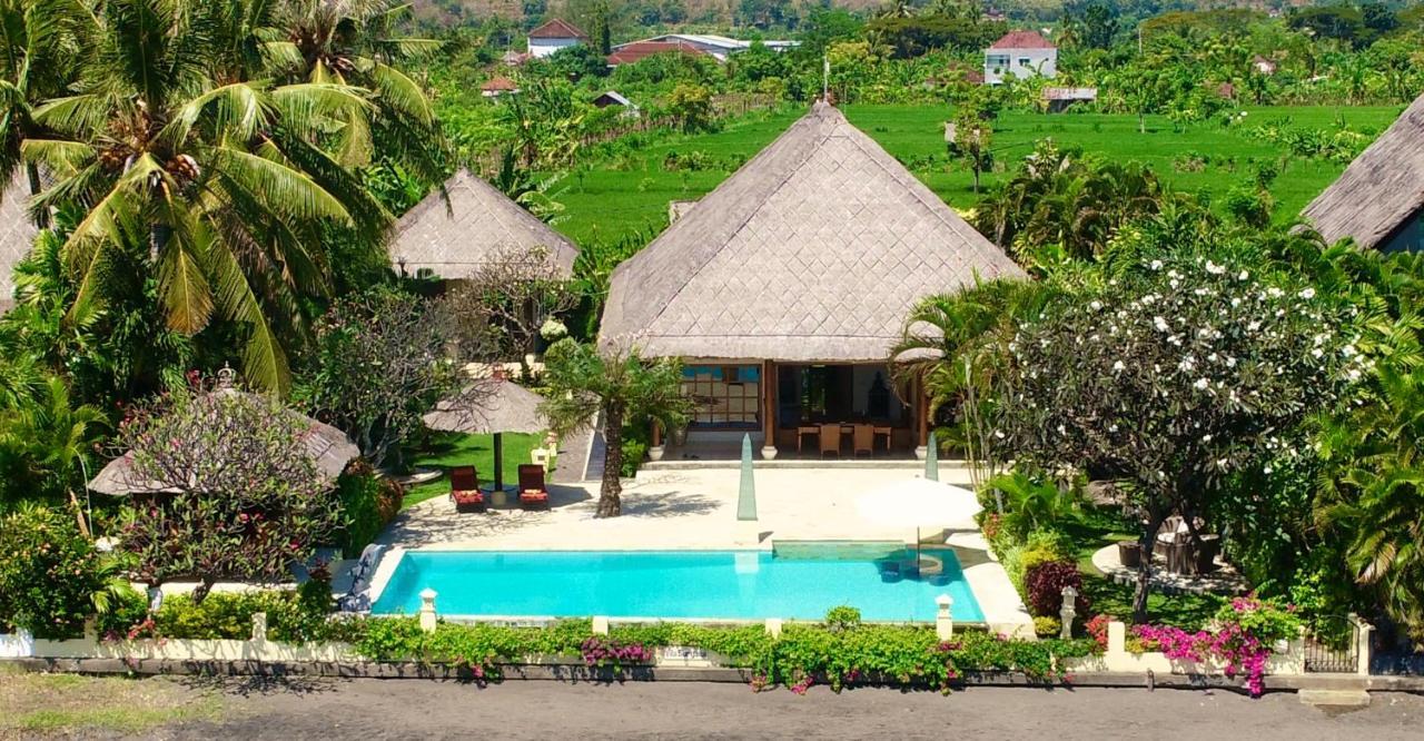 Villa Surgawi Lovina  Bagian luar foto