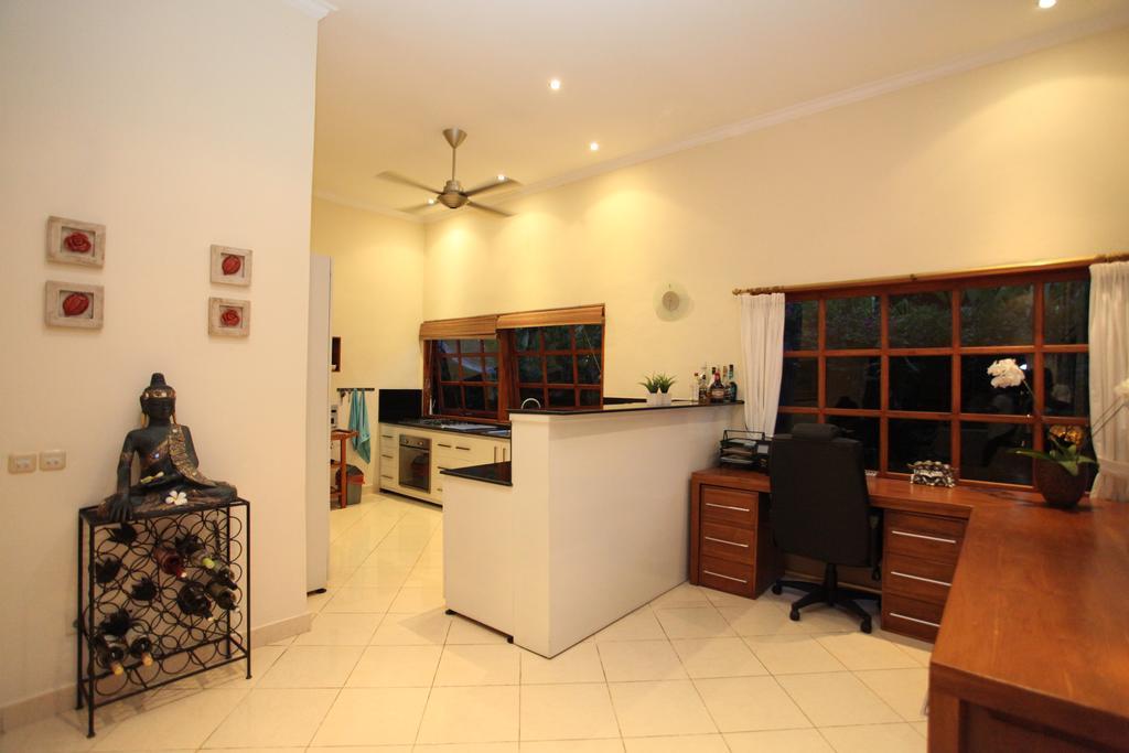 Villa Surgawi Lovina  Bagian luar foto